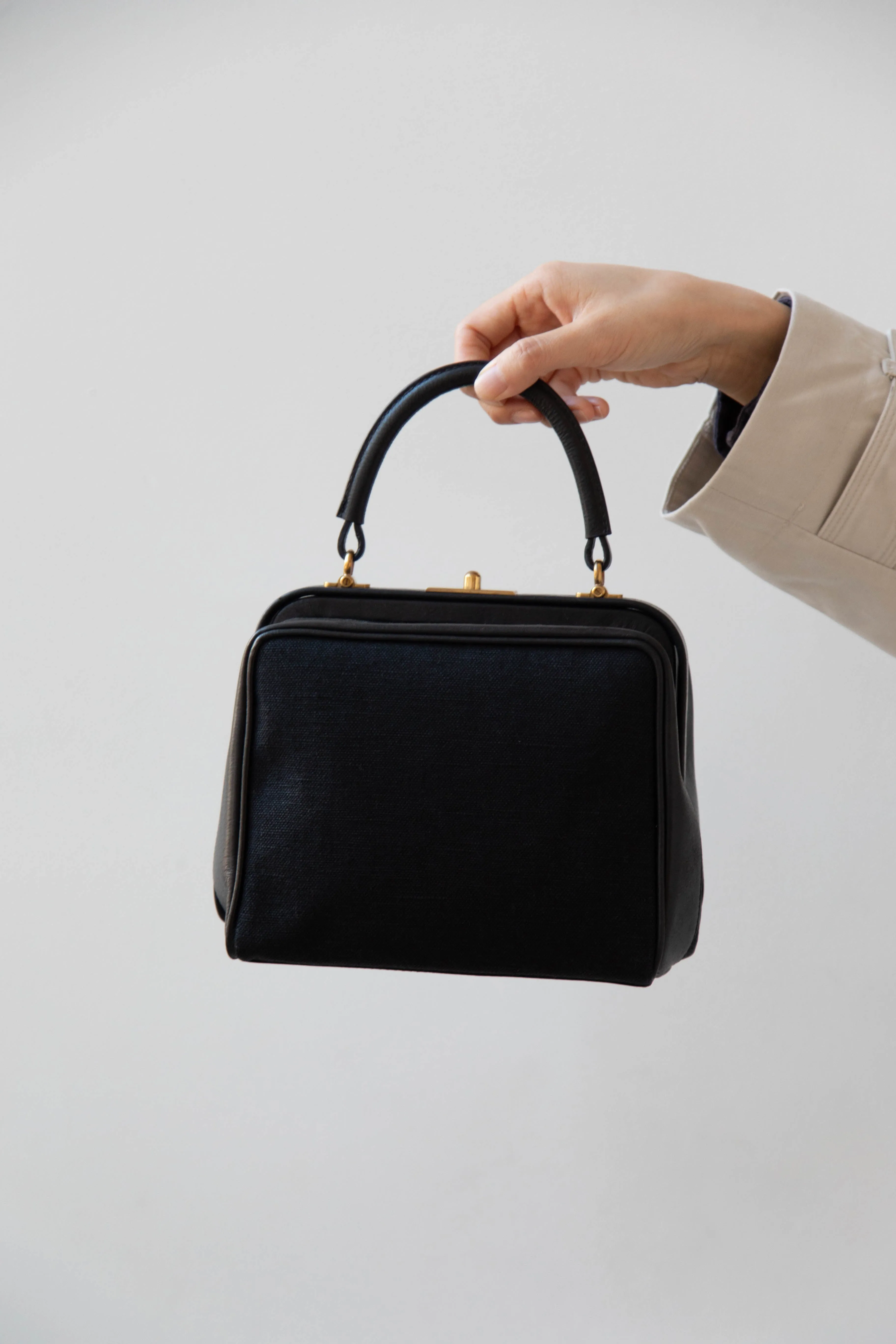 Arts & Science | Box Doctor Bag in Black Leather & Linen