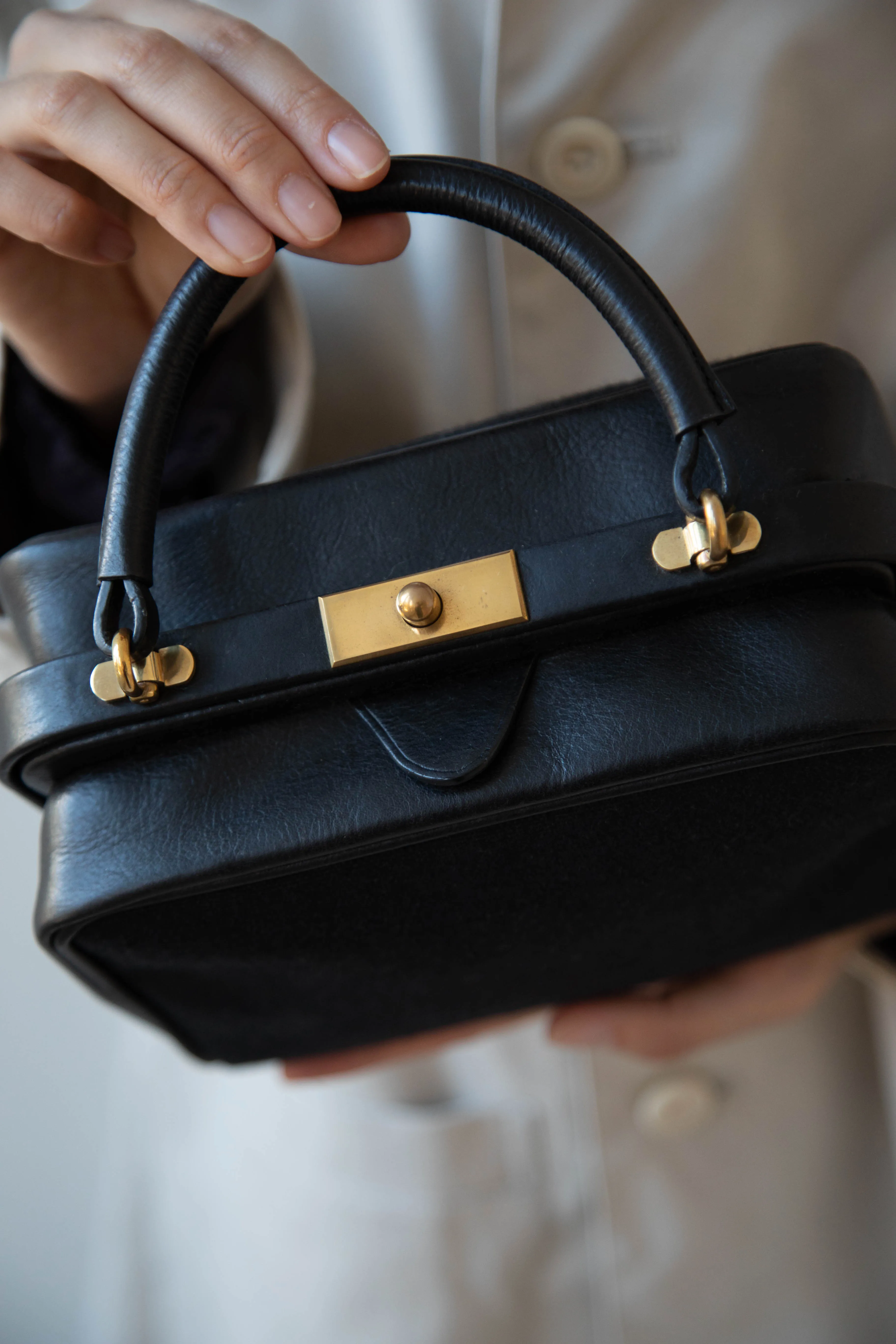 Arts & Science | Box Doctor Bag in Black Leather & Linen