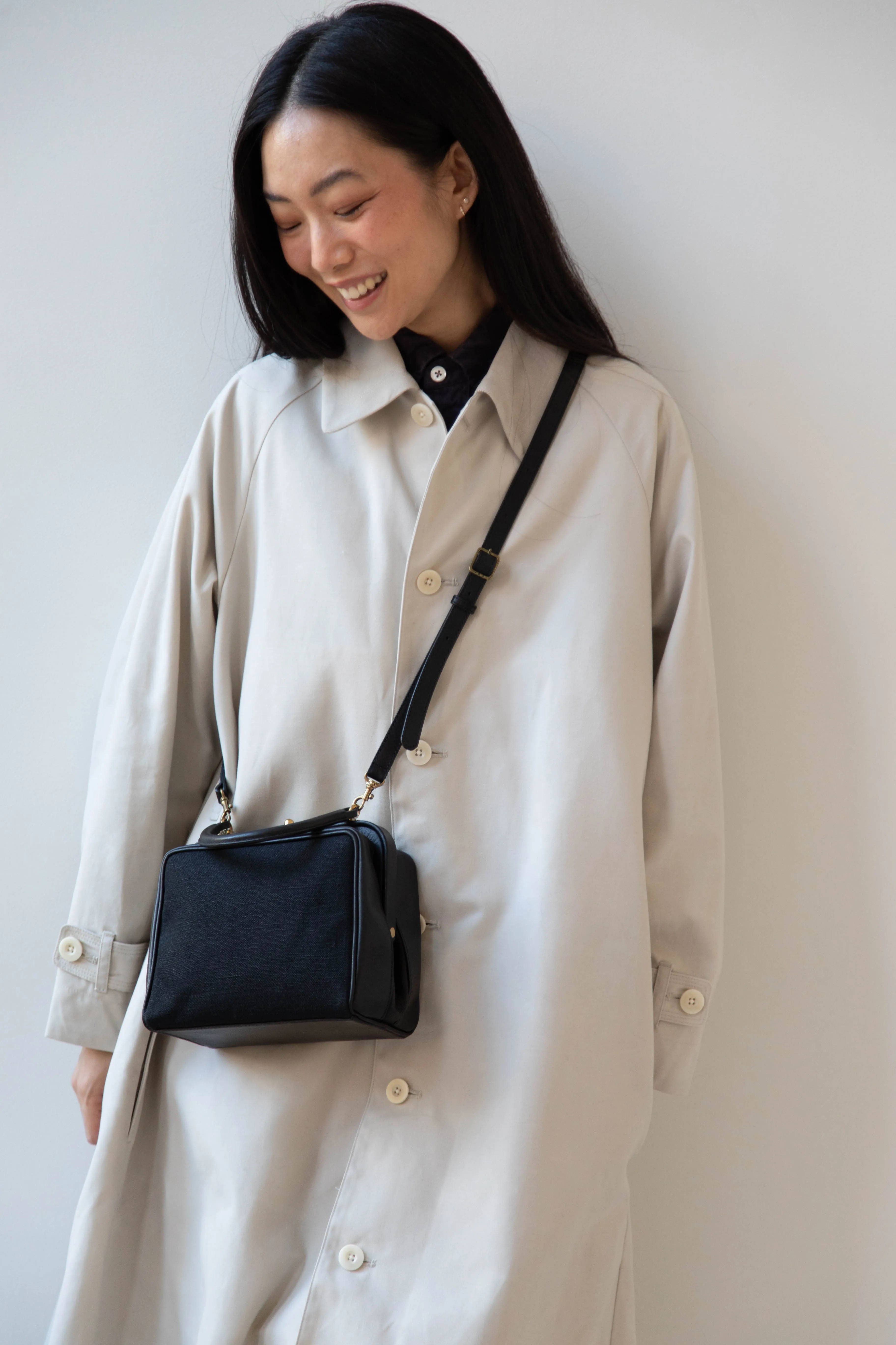 Arts & Science | Box Doctor Bag in Black Leather & Linen