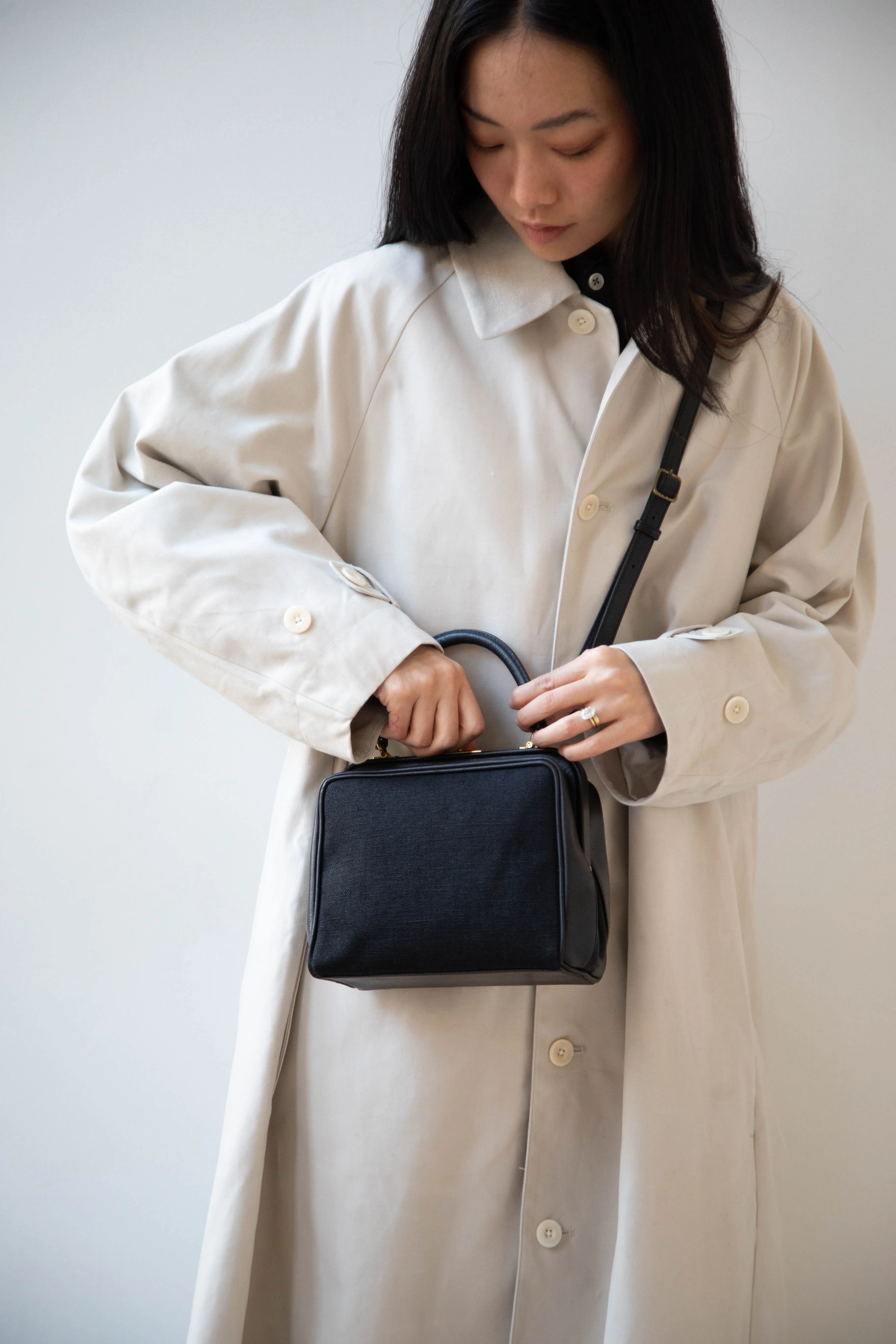 Arts & Science | Box Doctor Bag in Black Leather & Linen