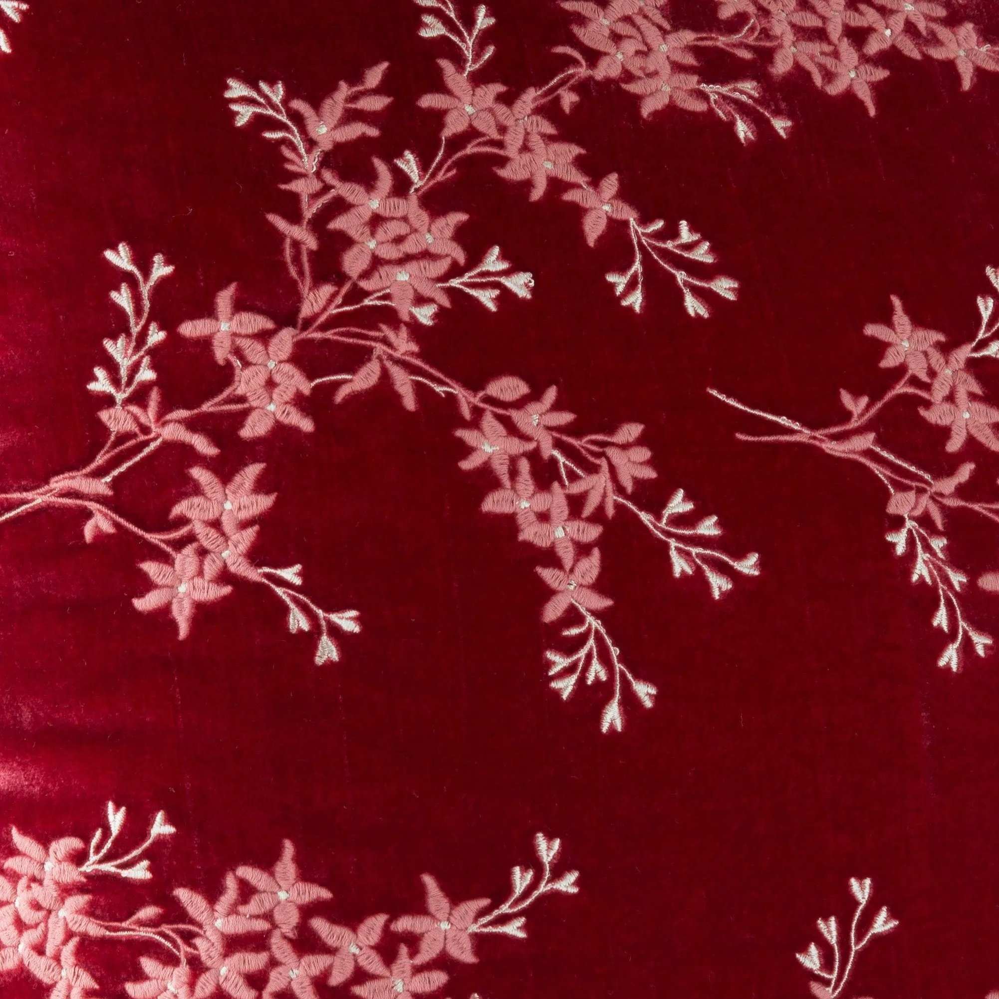 Bella Notte Lynette 24x24 Pillow