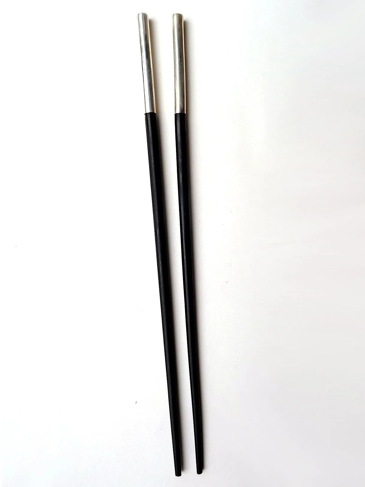 Chopsticks Round Ebony And Sterling Silver 6Cm