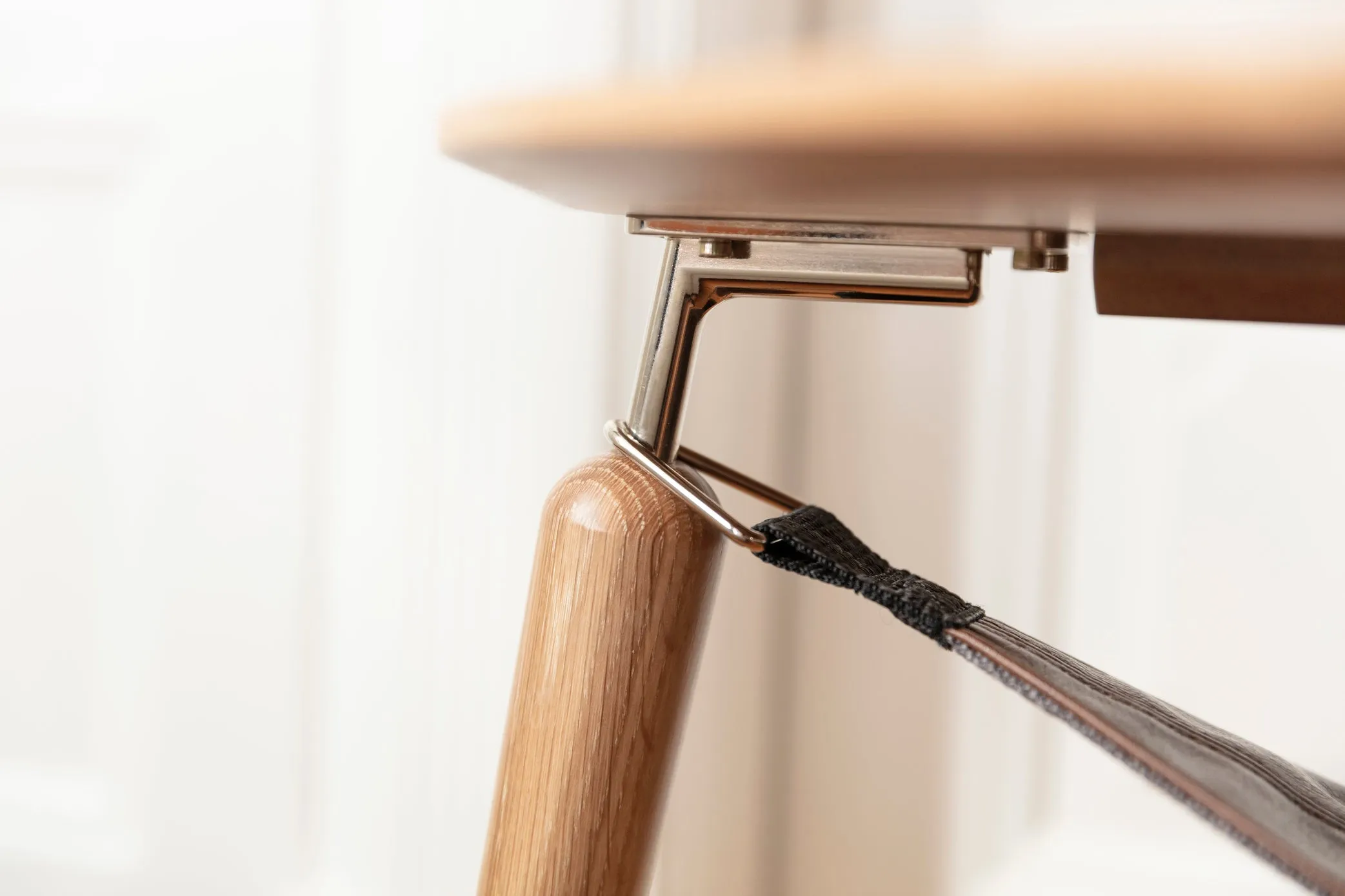 HANG OUT Coffee Table