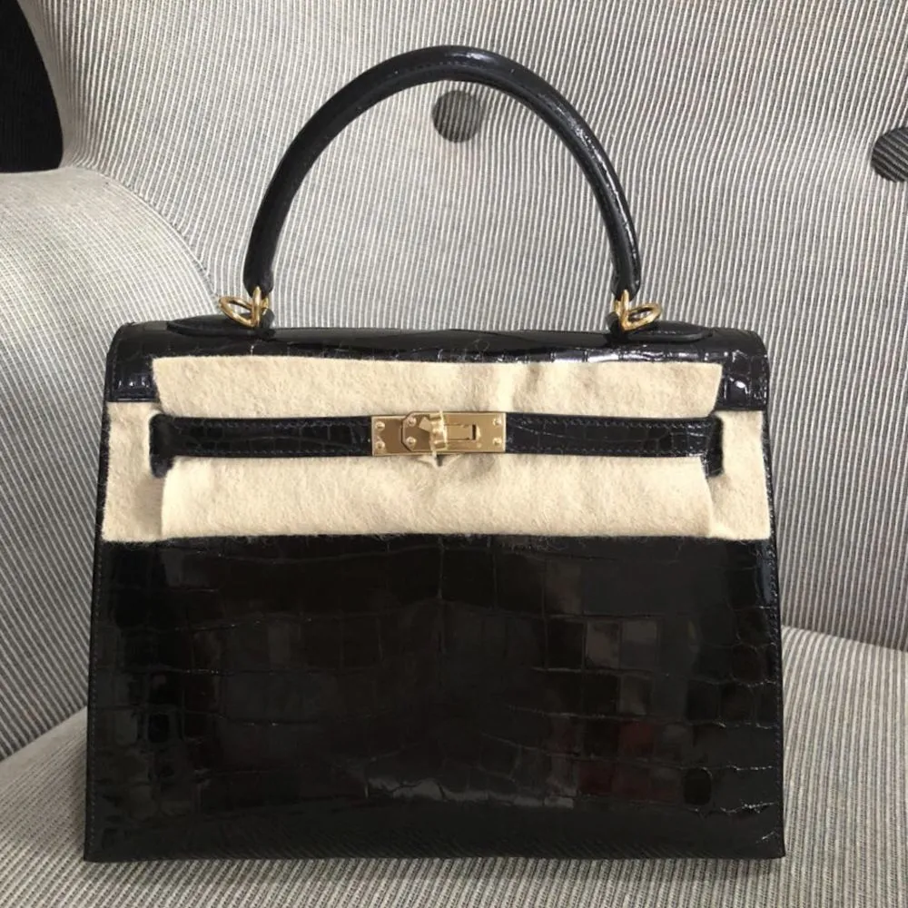Hermès Kelly 25 Noir (Black) Sellier Crocodile Niloticus Lisse Gold Hardware GHW