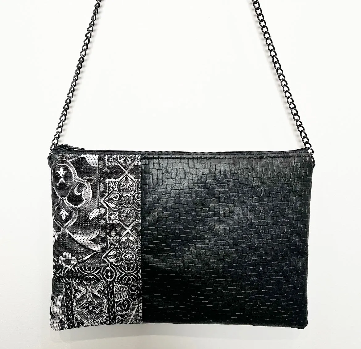 Lucky Charm Shoulder Bag - Silver grey jaquard