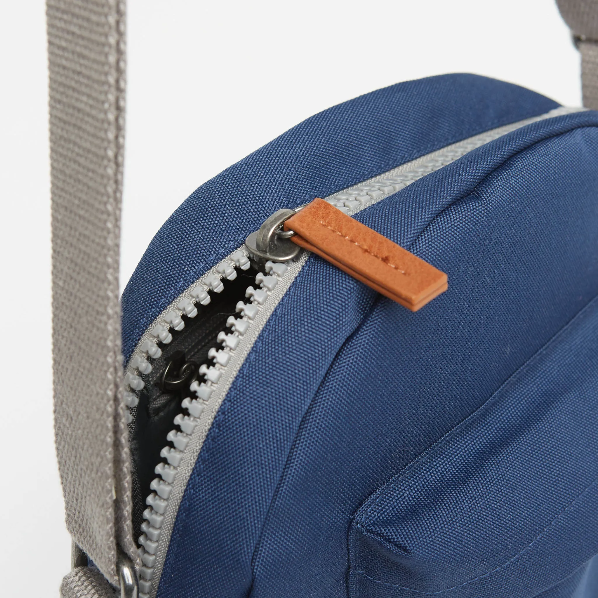 Paddington B Mineral Recycled Canvas