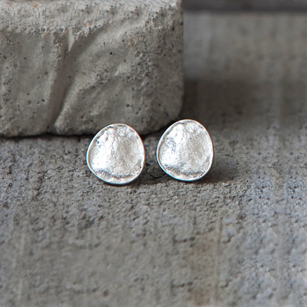 Tutti Off-Round Stud Earrings – AS